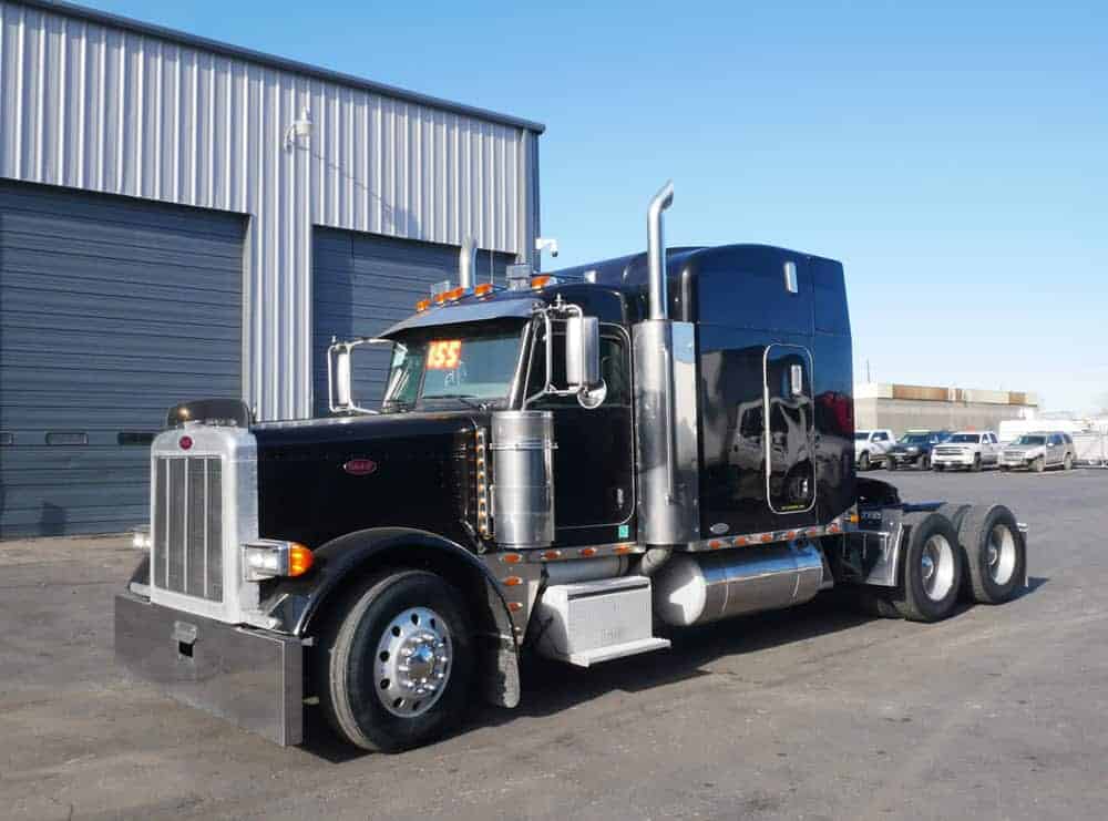 photo of 2007 PETERBILT 379 UltraCab Conventional For Sale
